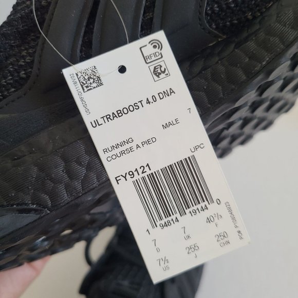 NEW Adidas Ultraboost 4.0 DNA Running Shoes FY9121 Size 7.5 Black - Picture 8 of 8